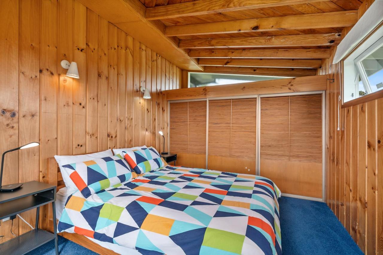 Queenie - Waikanae Beach Holiday Home Zewnętrze zdjęcie